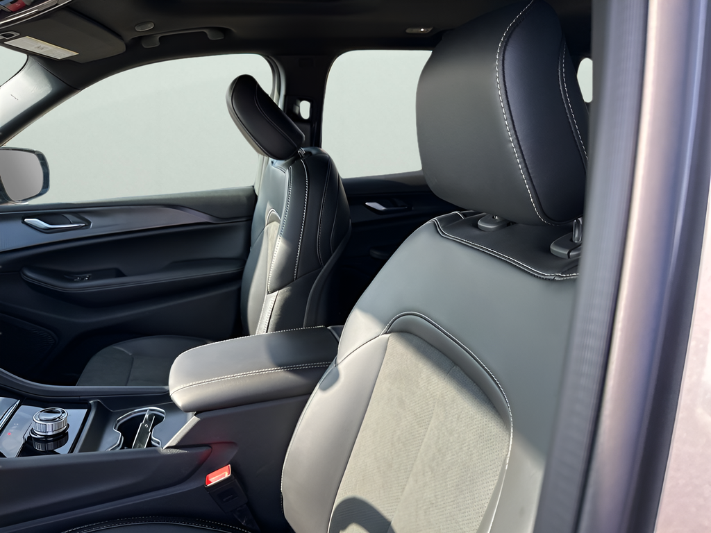 New Car 2025 Jeep Grand Cherokee  For Sale Under $50,000 In Austin, Texas