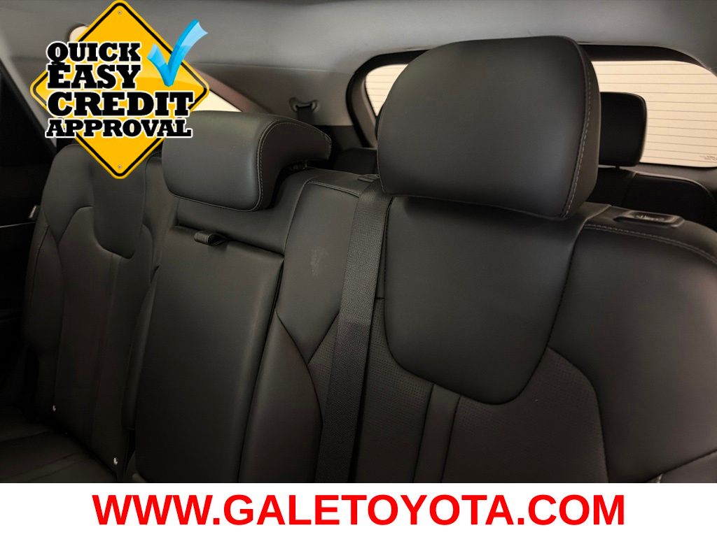 Used 2025 Kia Sorento SUV