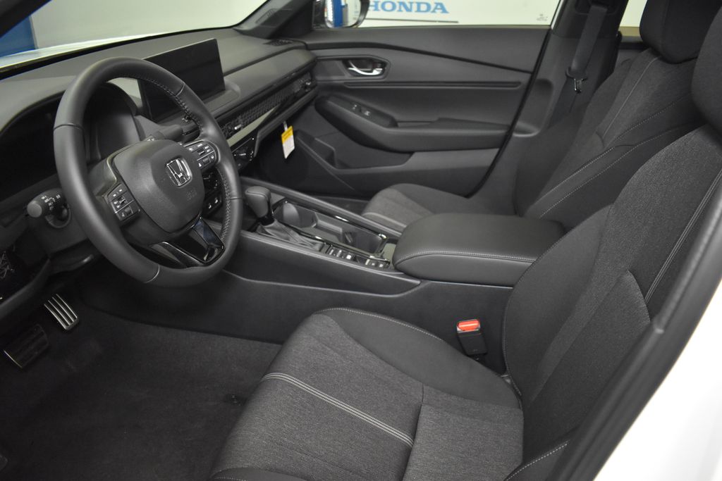 Thumbnail: 2025 Honda Accord - 19