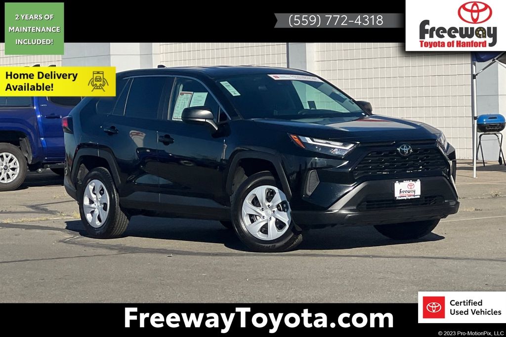 2025 Toyota RAV4 LE AWD