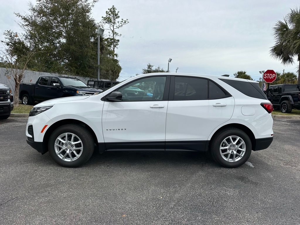 2024 Chevrolet Equinox LS 5