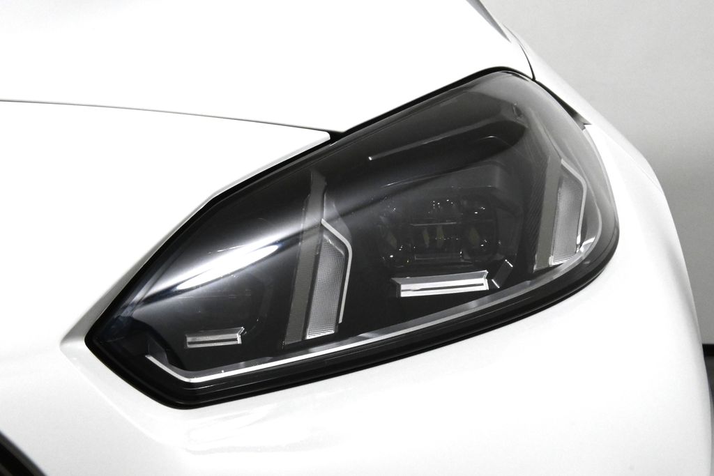 Thumbnail: 2026 BMW 2 Series - 11