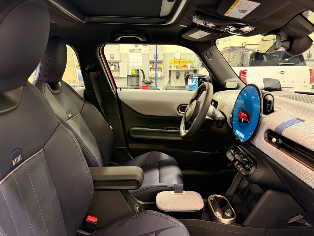 Thumbnail: 2026 MINI Cooper - 29