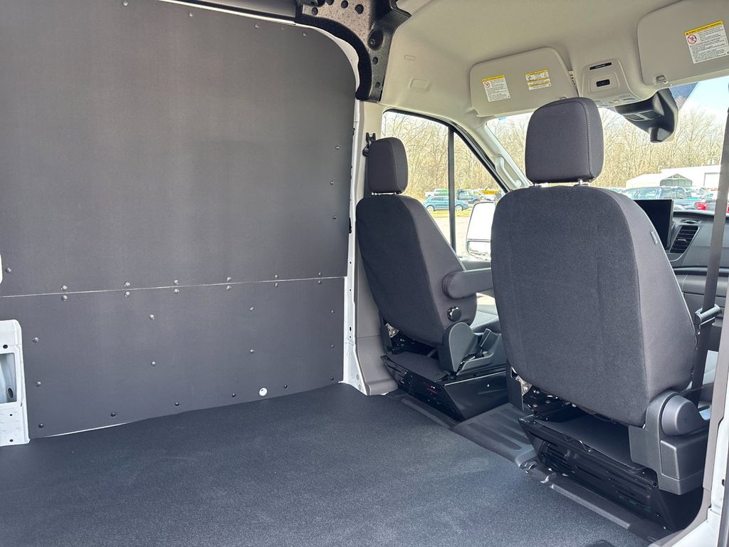New 2026 Oxford White Ford Cargo Van image 42