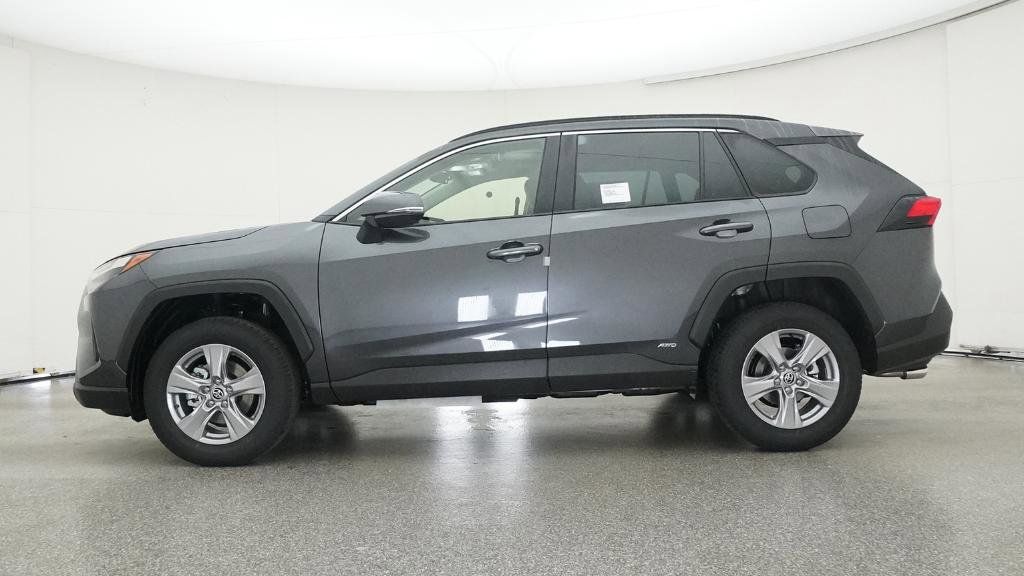 Thumbnail: 2025 Toyota RAV4 - 31