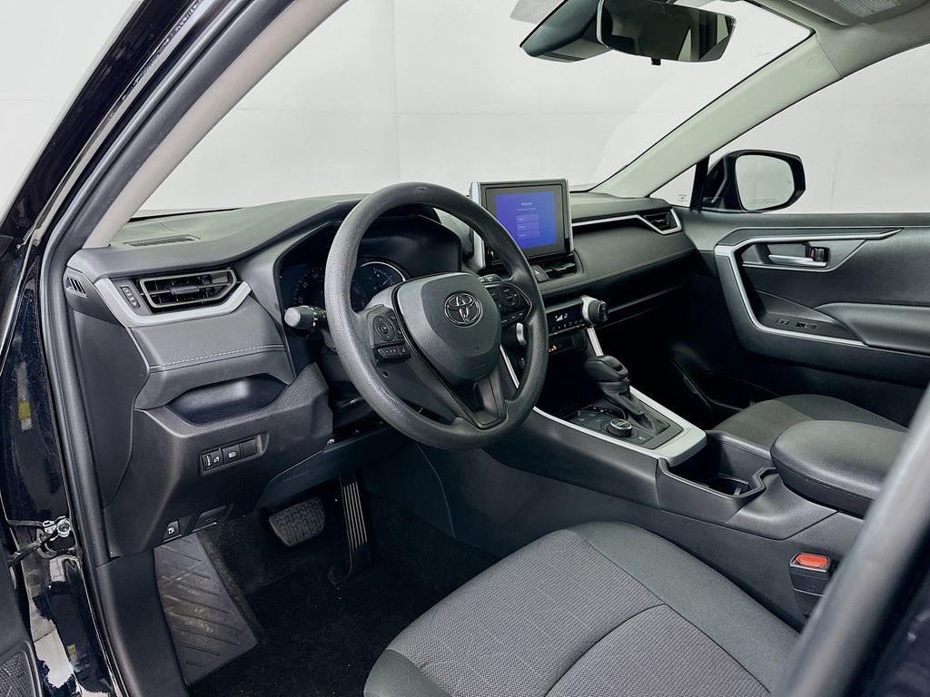 Thumbnail: 2025 Toyota RAV4 - 9