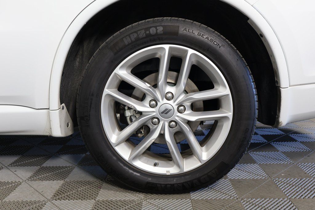 Thumbnail: 2022 Dodge Durango - 16