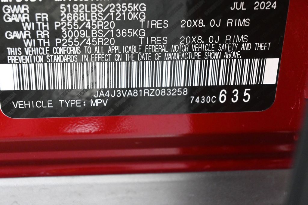 Used 2024 Red Mitsubishi SE Black Edition image 15