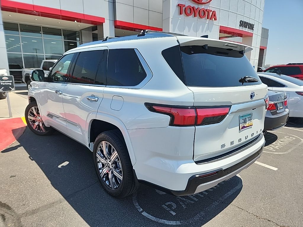 Thumbnail: 2023 Toyota Sequoia - 4