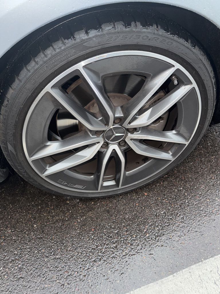 Thumbnail: 2021 Mercedes-Benz E-Class - 9