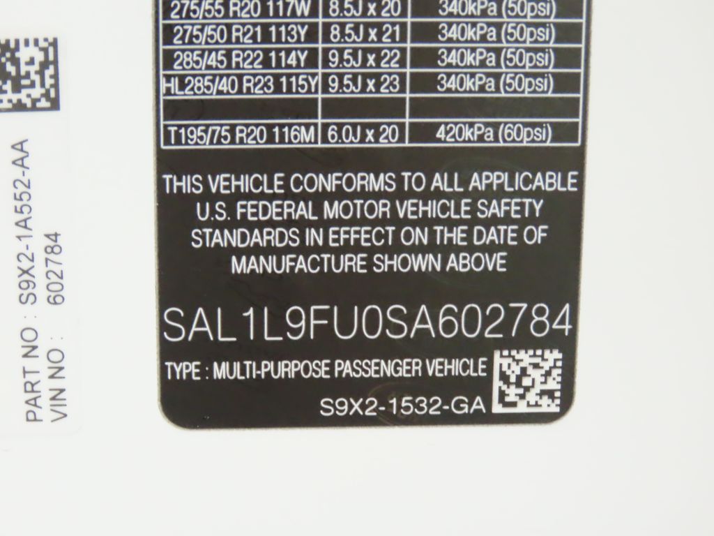 Thumbnail: 2025 Land Rover Range Rover Sport - 32