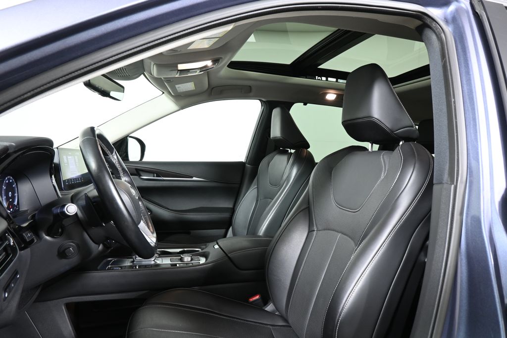 Thumbnail: 2022 INFINITI QX60 - 14