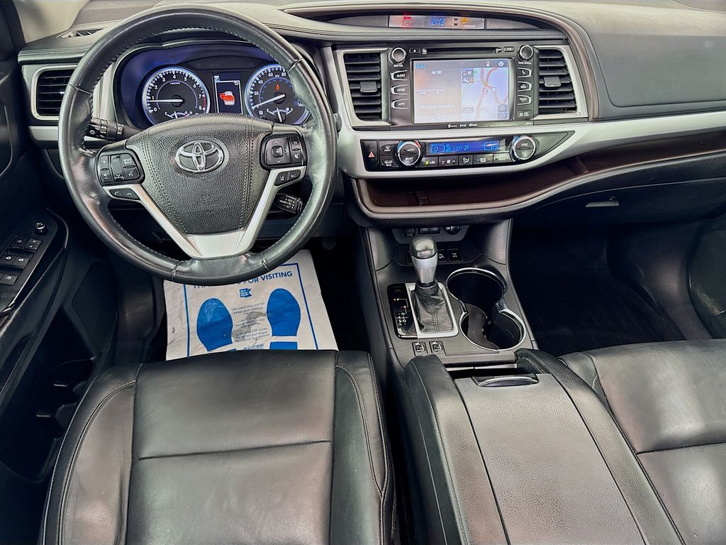 Used Car 2018 Toyota Highlander  For Sale Under $20,000 In Austin, Texas