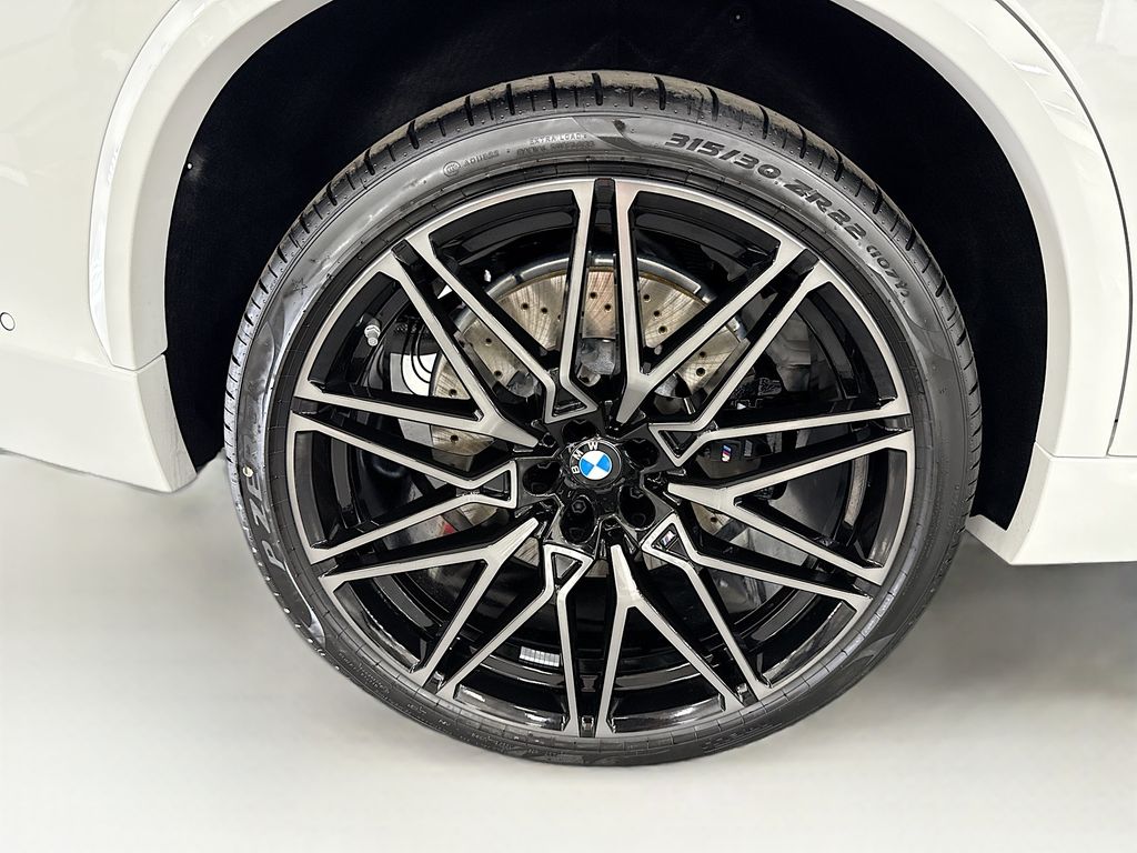 Thumbnail: 2026 BMW X5 - 32