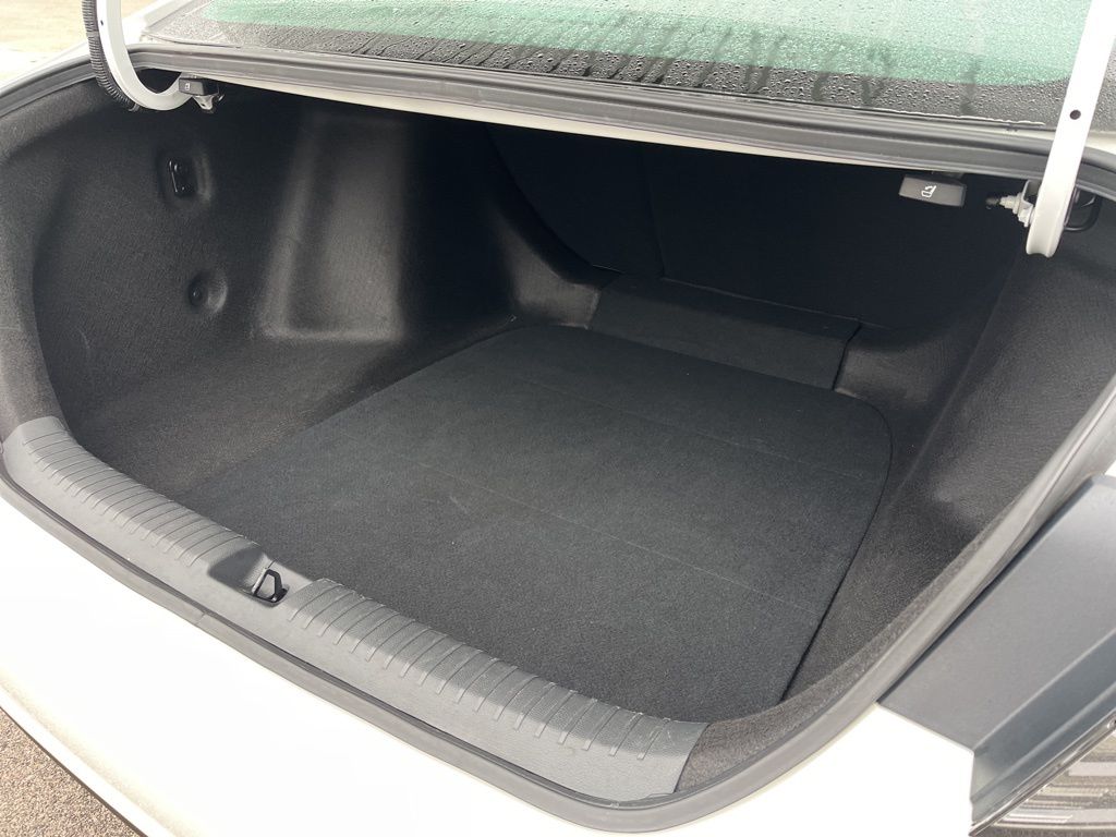 Thumbnail: 2024 Honda Accord - 9