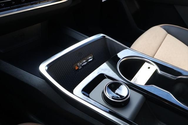 Thumbnail: 2026 Chevrolet Equinox - 32