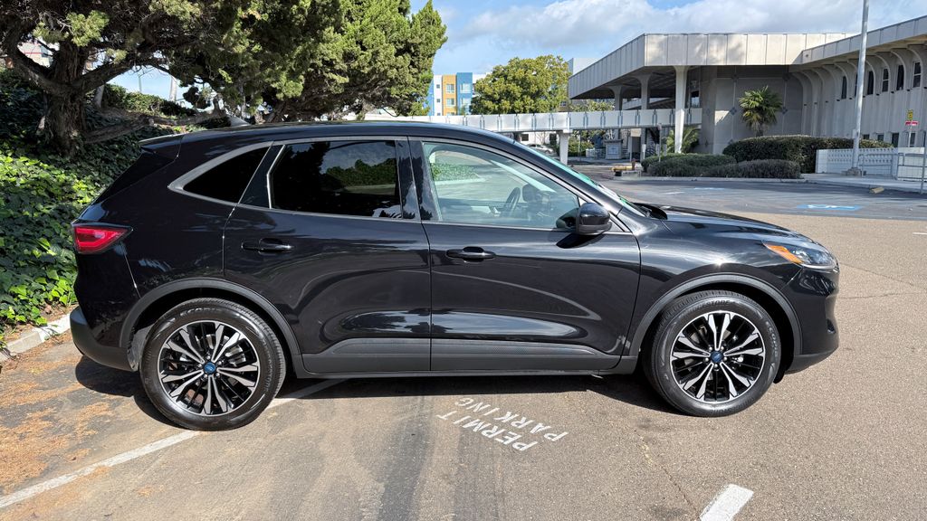 Used 2021 Ford Escape SE 4D Sport Utility