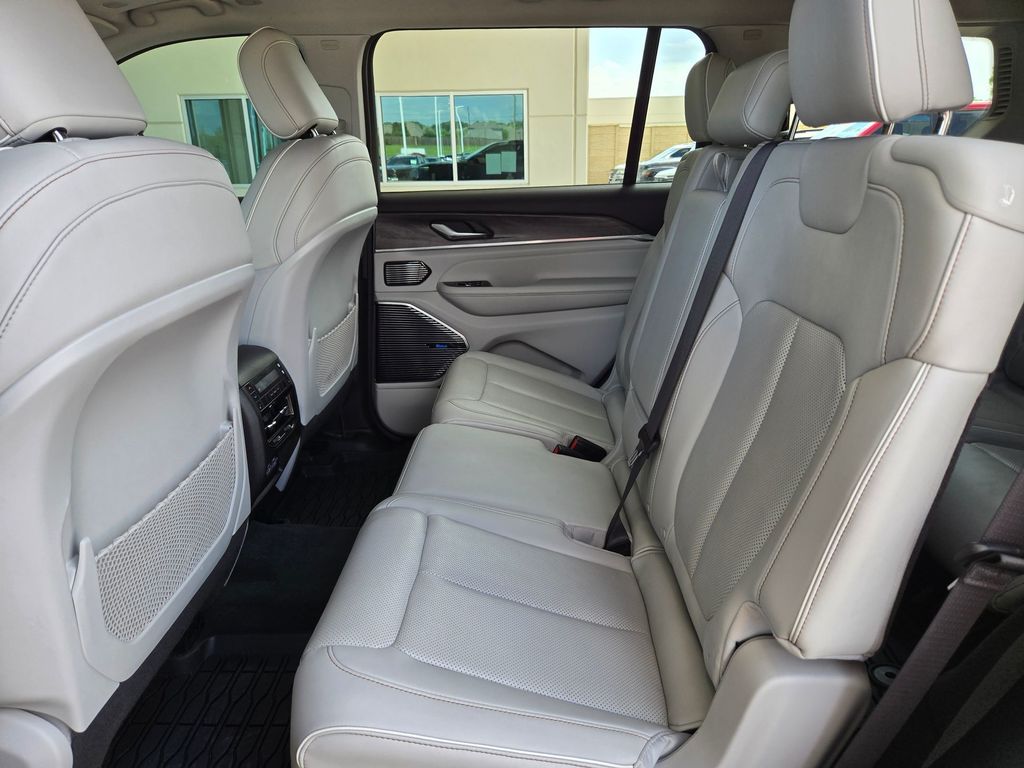 Used 2022 Jeep Grand Cherokee L SUV