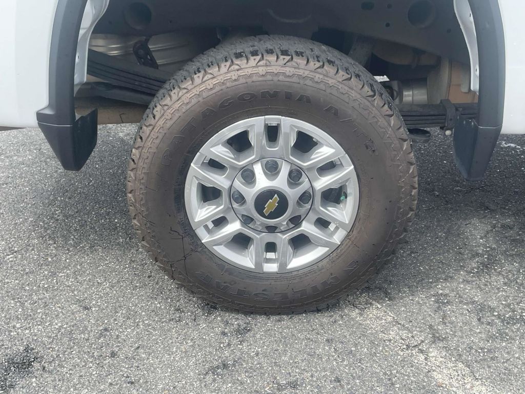 2024 Chevrolet Silverado 2500HD LT - Photo 13