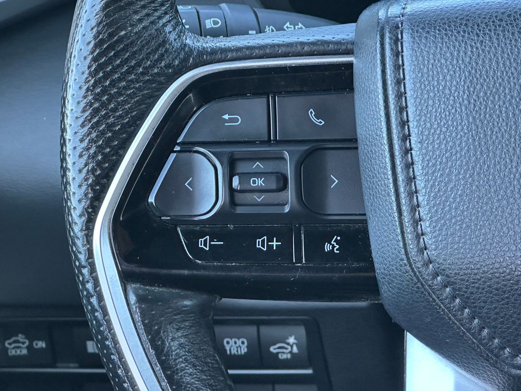 2023 Toyota Tundra Hybrid Platinum