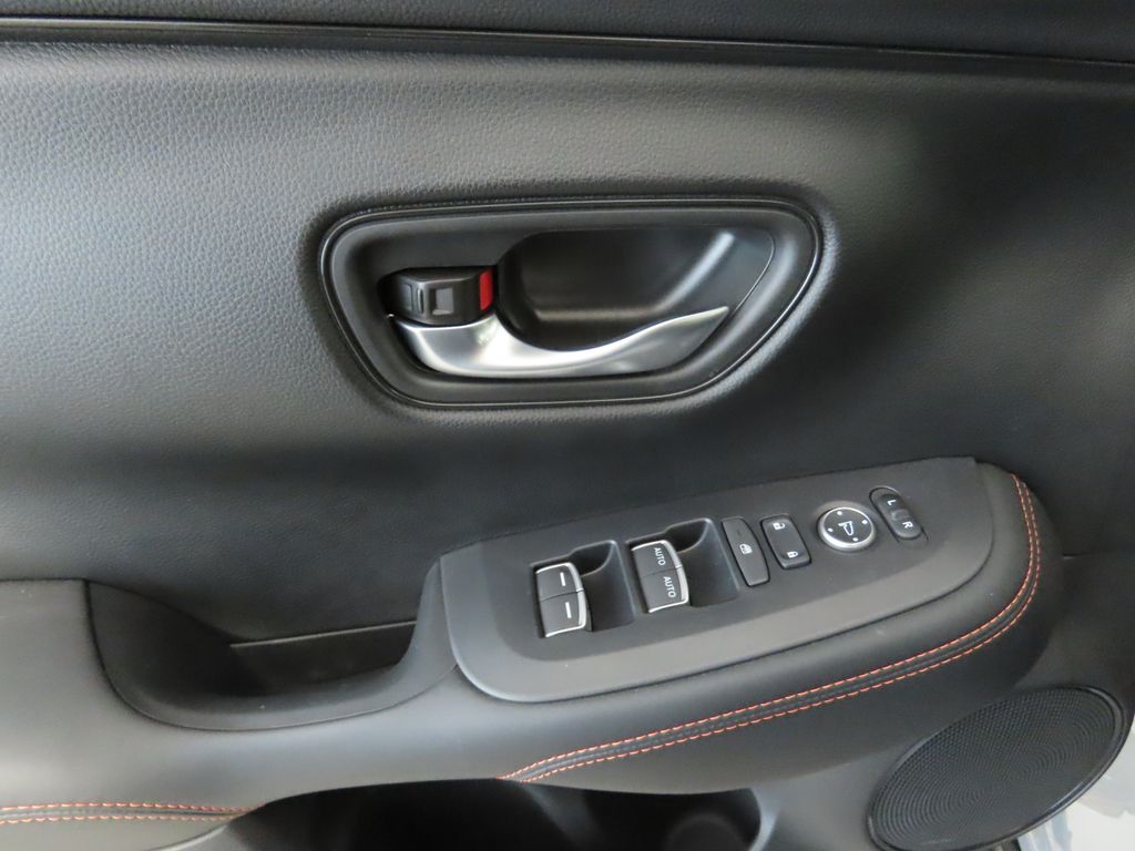 2025 Honda HR-V Sport 23