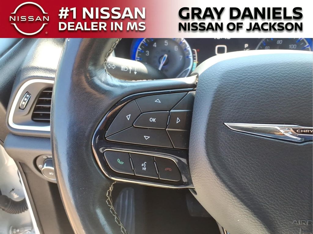 Used 2020 Chrysler Pacifica Van