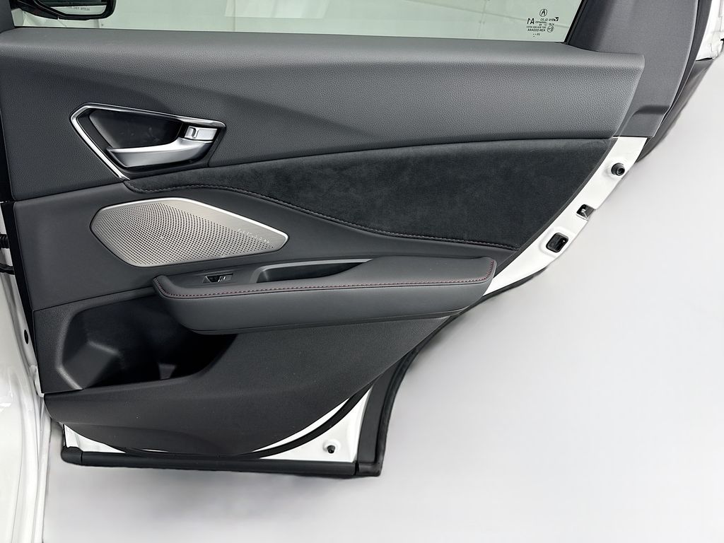 Thumbnail: 2026 Acura RDX - 26