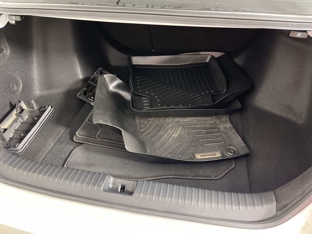 Thumbnail: 2023 Honda Accord - 10