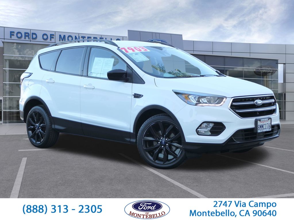 Oxford White 2018 Ford Escape SUV / Crossover Front-Wheel Drive 6-Speed Automatic