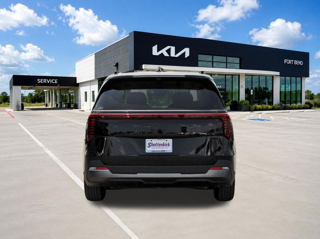New 2026 Kia Carnival MPV Van