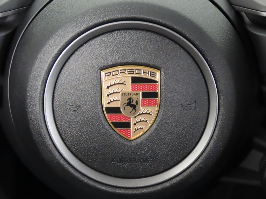 Thumbnail: 2025 Porsche Taycan - 20