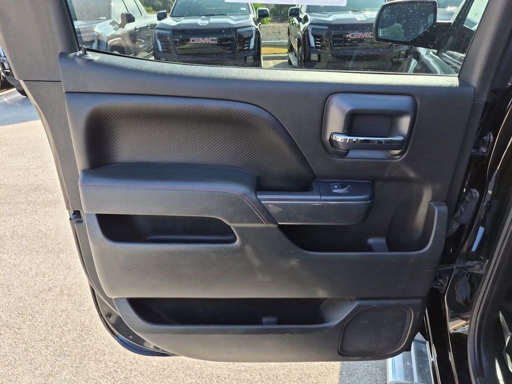 Used 2015 Black GMC SLT image 36