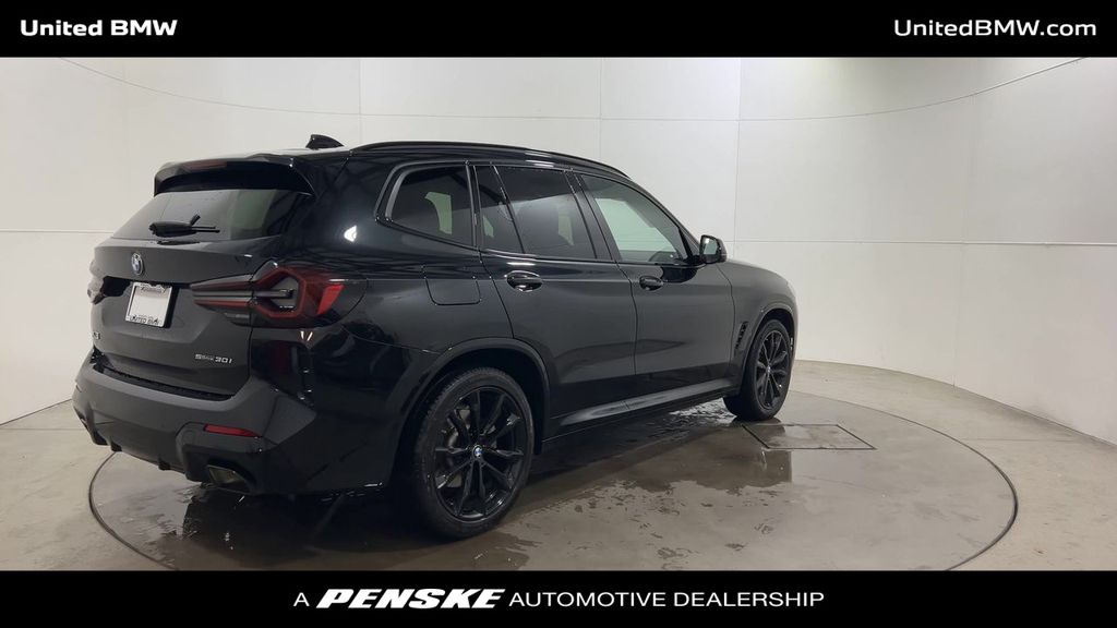 Thumbnail: 2024 BMW X3 - 8