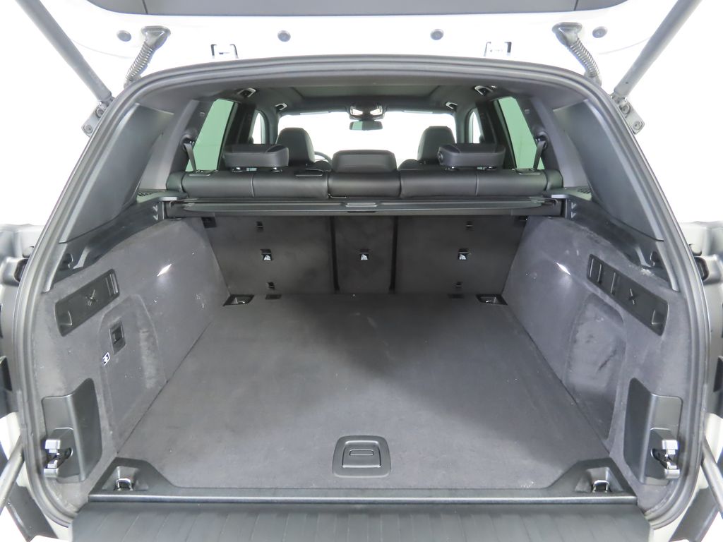 Thumbnail: 2026 BMW X5 - 28