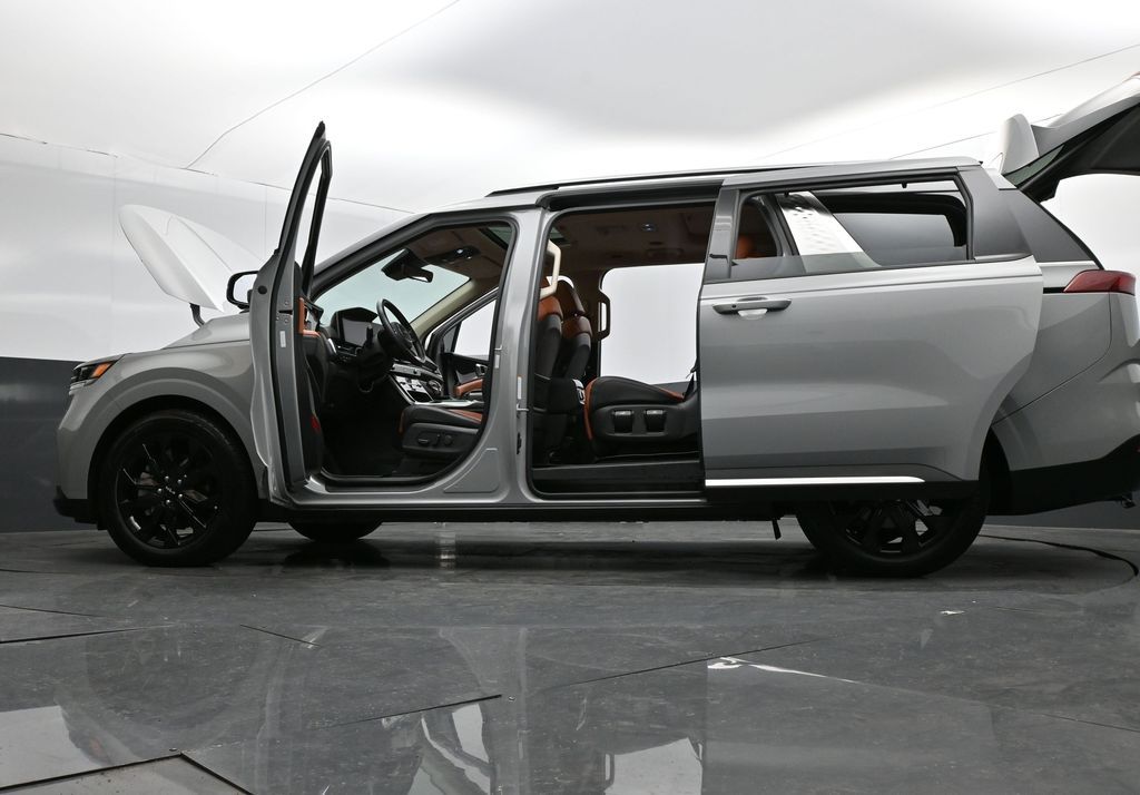 2024 Kia Carnival MPV SX Prestige