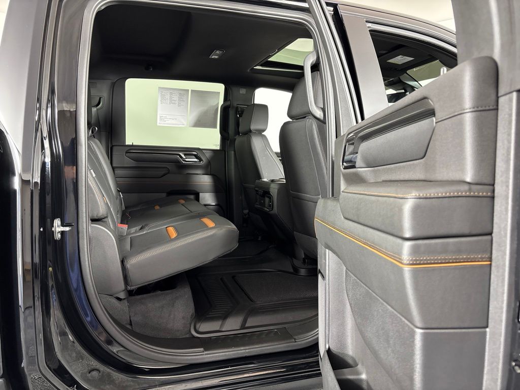 Thumbnail: 2024 GMC Sierra 2500 - 9