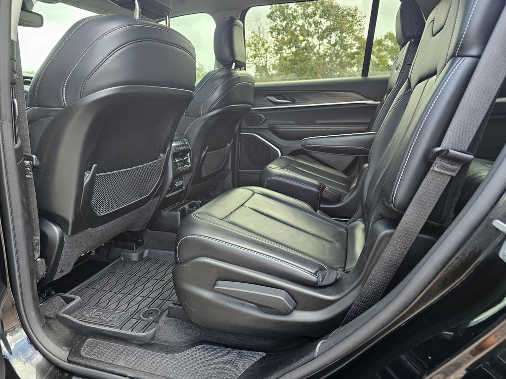 2021 Jeep Grand Cherokee L Limited 31