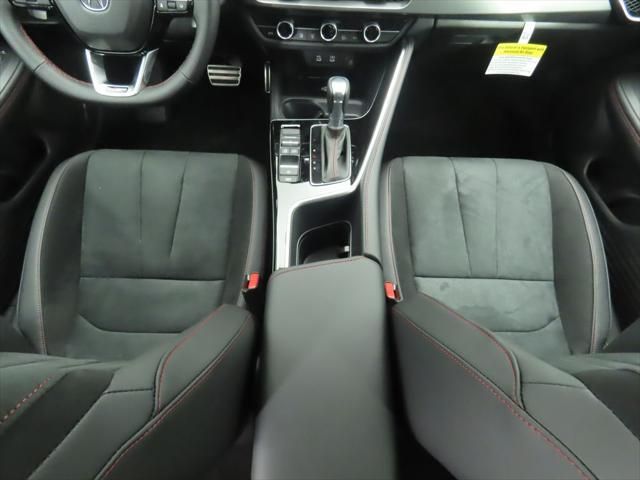 Thumbnail: 2025 Acura ADX - 17