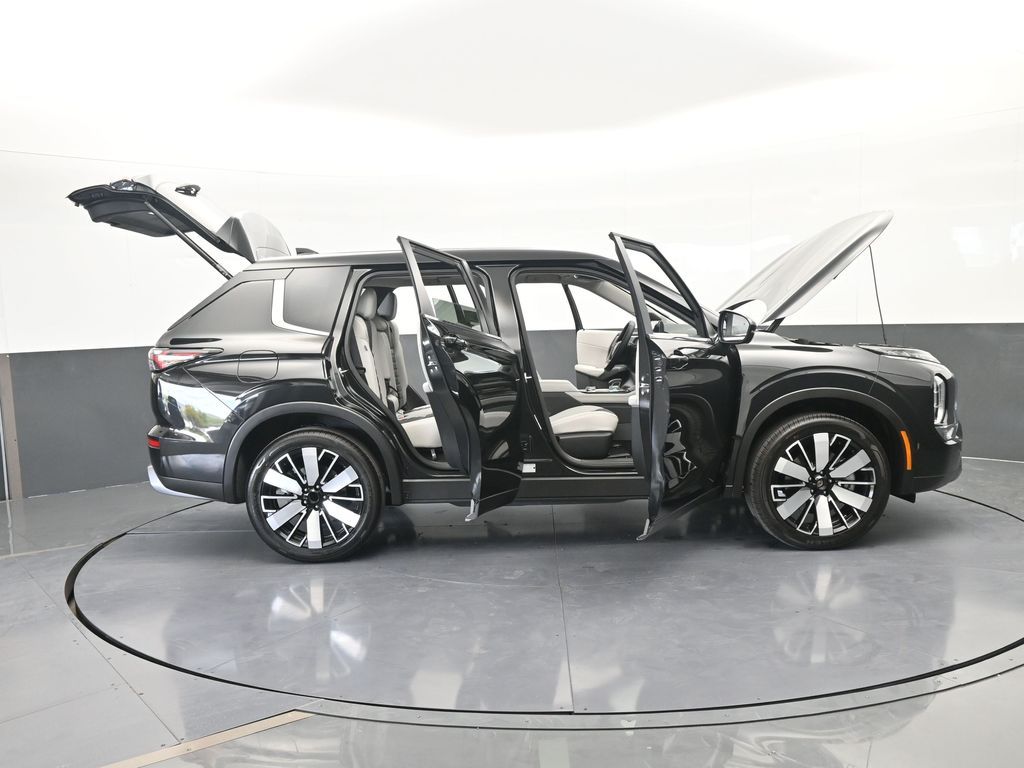 New 2026 Black Diamond Mitsubishi SE image 77