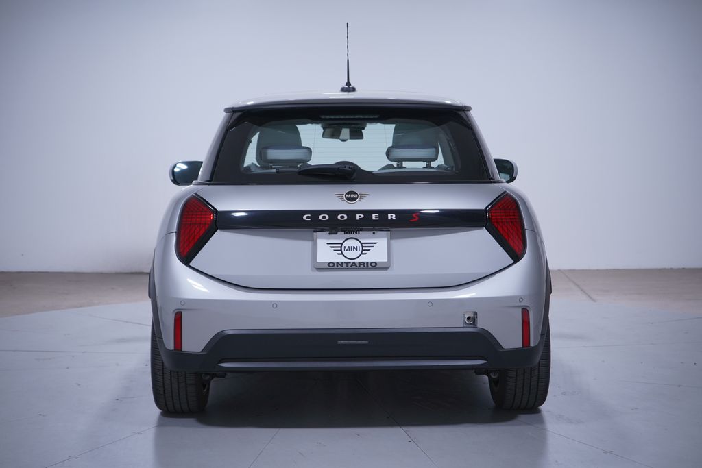 Thumbnail: 2025 MINI Cooper - 5