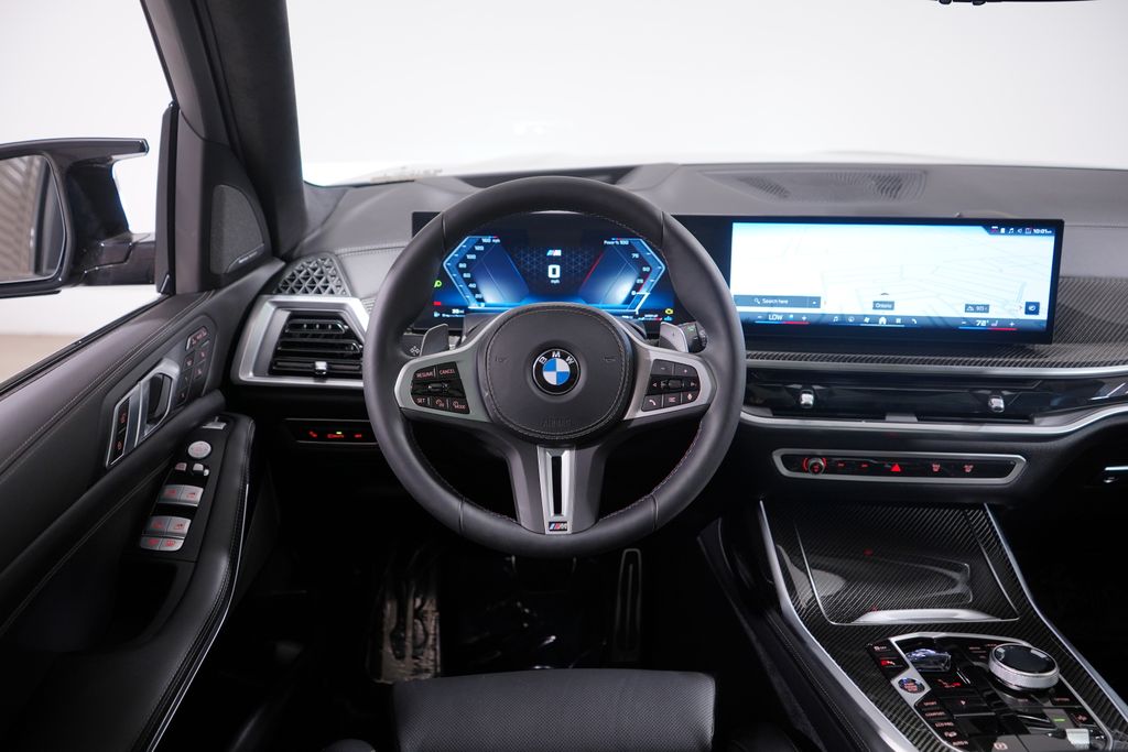 Thumbnail: 2025 BMW X7 - 12