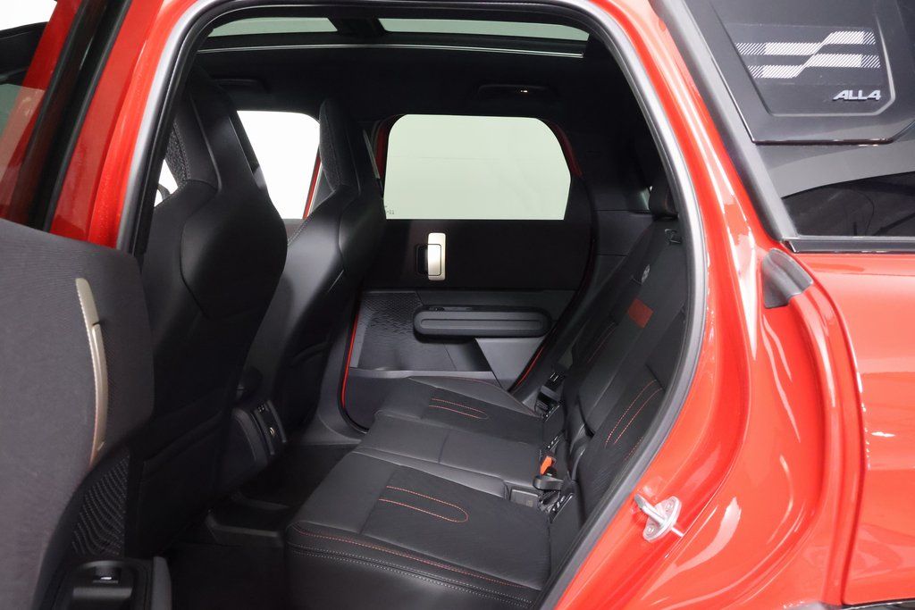 Thumbnail: 2027 MINI Cooper Countryman - 6