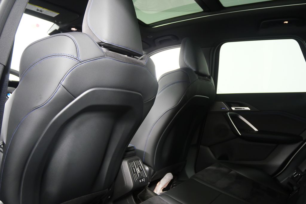 Thumbnail: 2026 BMW X1 - 17