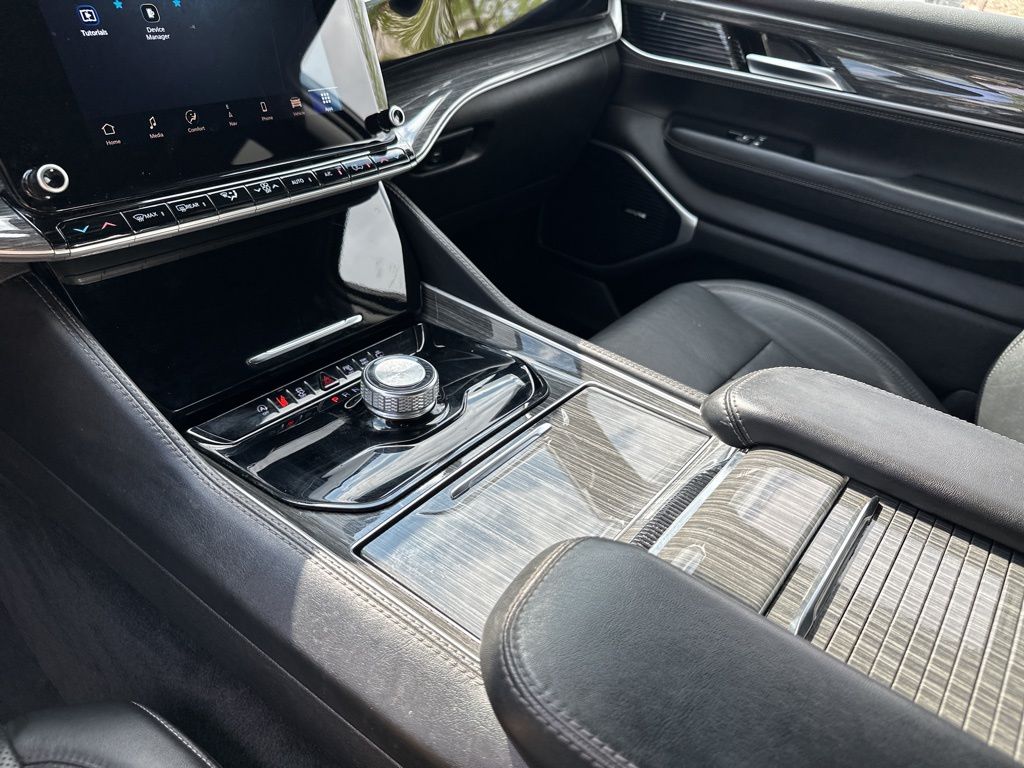 Used Car 2022 Jeep Wagoneer  Series Ii For Sale Under $35,000 In Austin, Texas