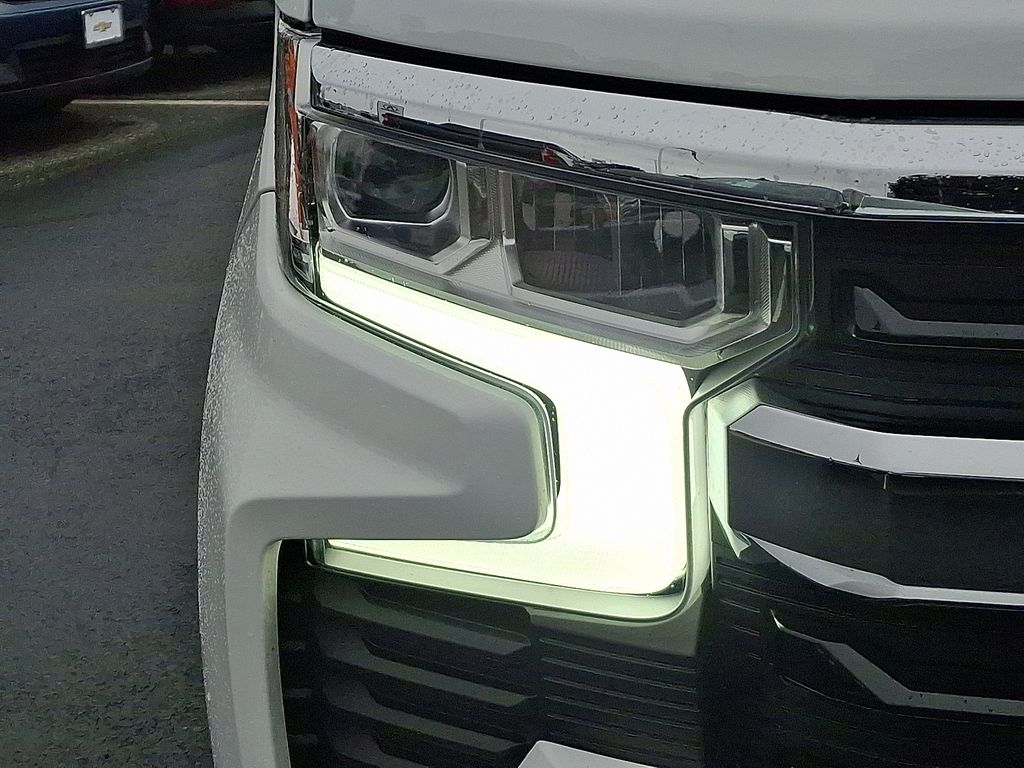 Thumbnail: 2022 Chevrolet Silverado 1500 - 9
