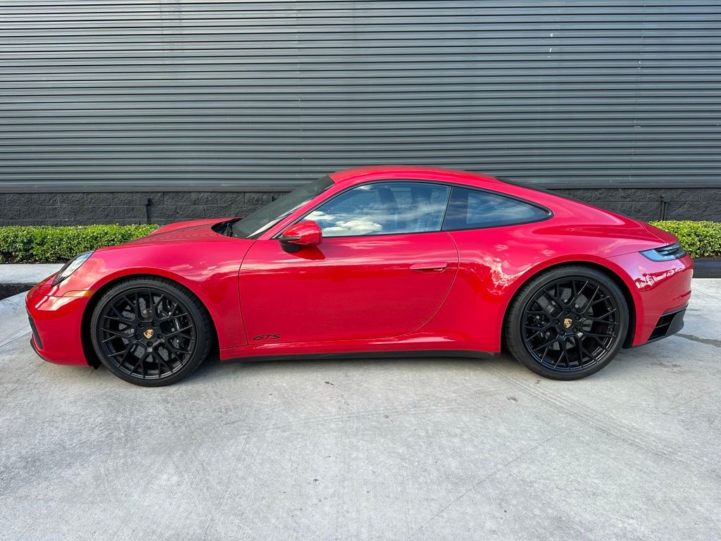 Thumbnail: 2024 Porsche 911 - 2