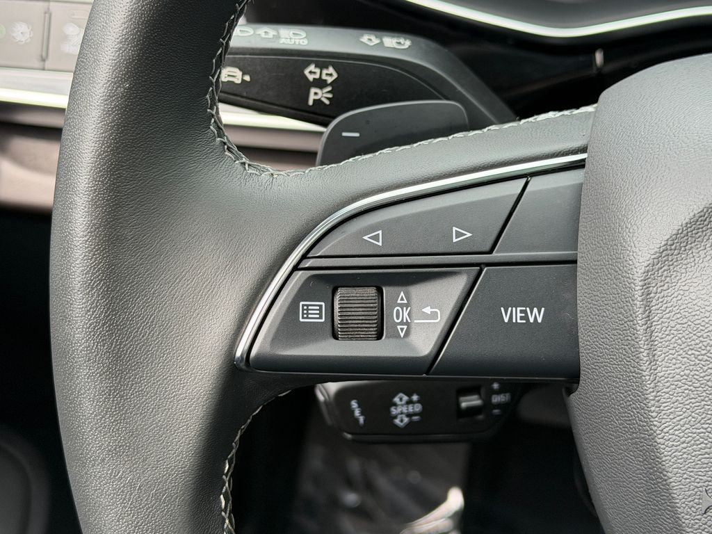Thumbnail: 2023 Audi Q8 - 20