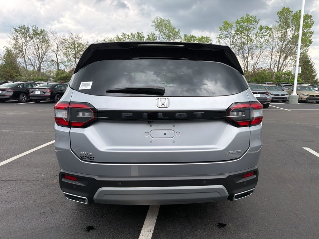 Thumbnail: 2023 Honda Pilot - 4