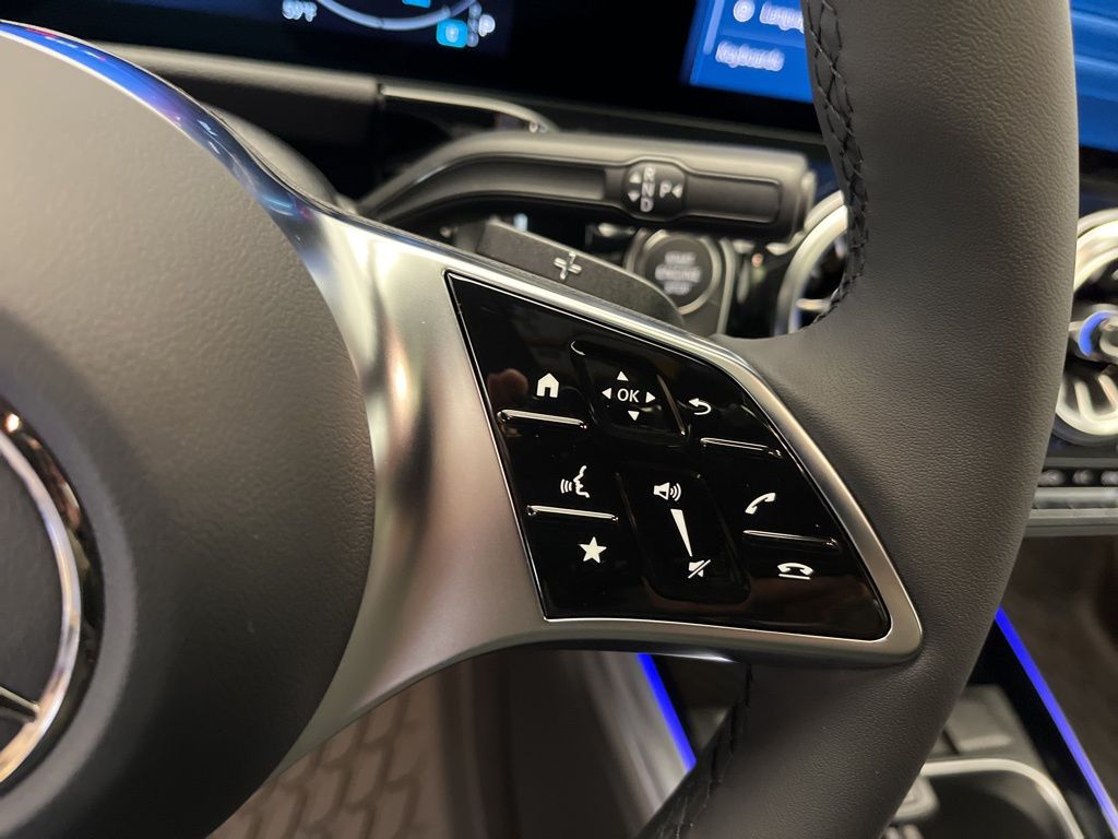 Thumbnail: 2026 Mercedes-Benz GLA - 16