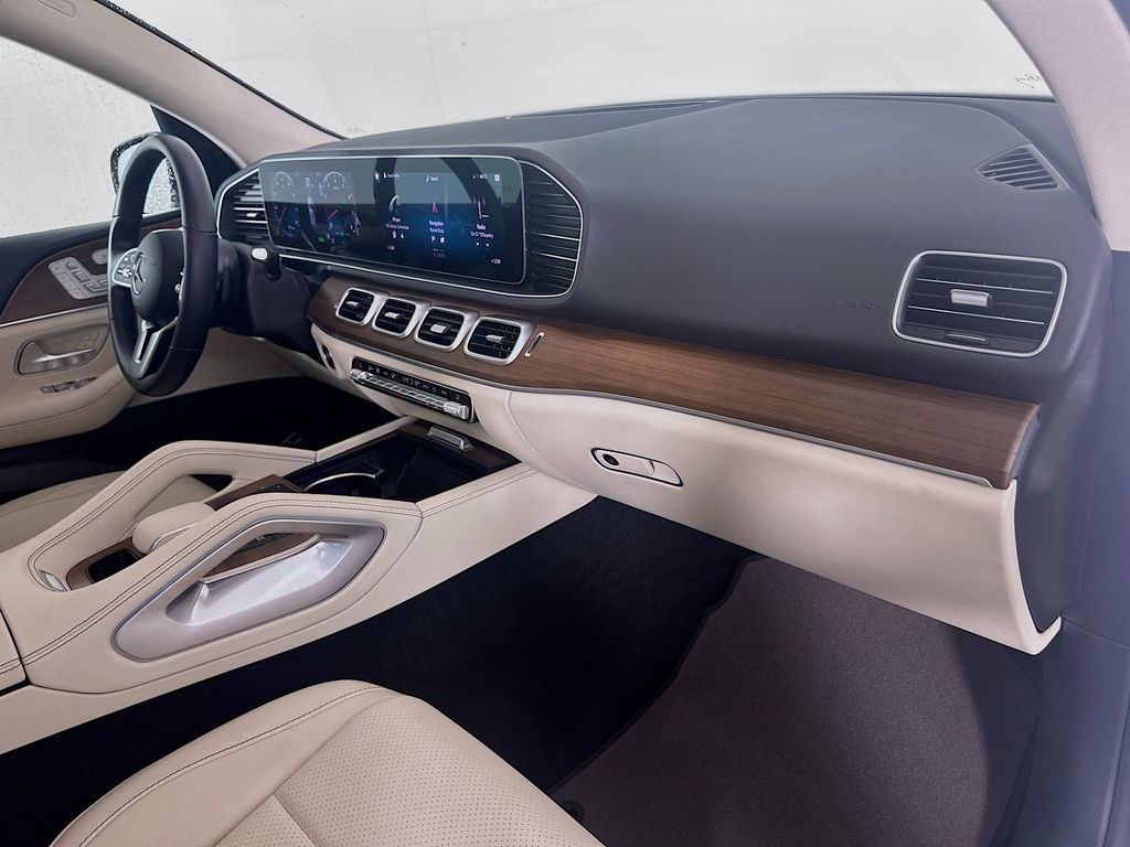 Thumbnail: 2022 Mercedes-Benz GLE - 30